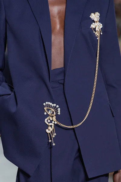 Look 61